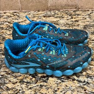 Brooks Blue and Gray Running Shoes